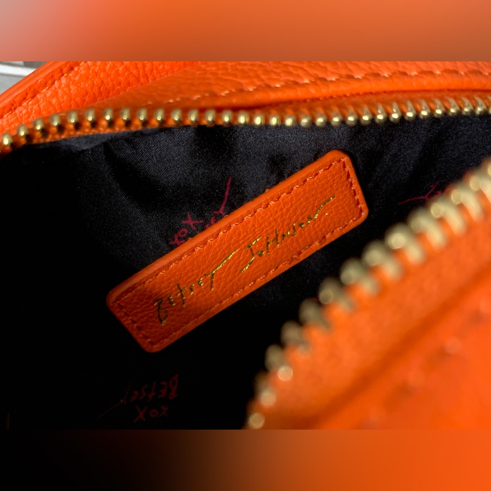 Betsey Johnson Orange XO Pumpkin Face Crossbody Bag NWT - Picture 10 of 13